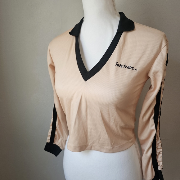 Urban Outfitters Black And Butter Yellow Jersey With Three Quater Length Sleeves - Picture 2 of 7